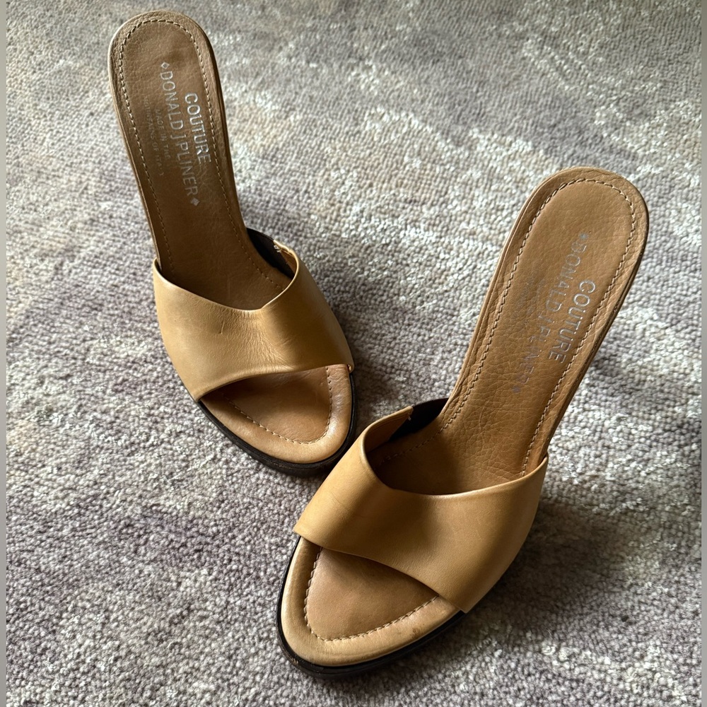 Donald J Pliner Couture Women’s Napa Leather Camel Mule Heels Sandals 7.5M NWOT